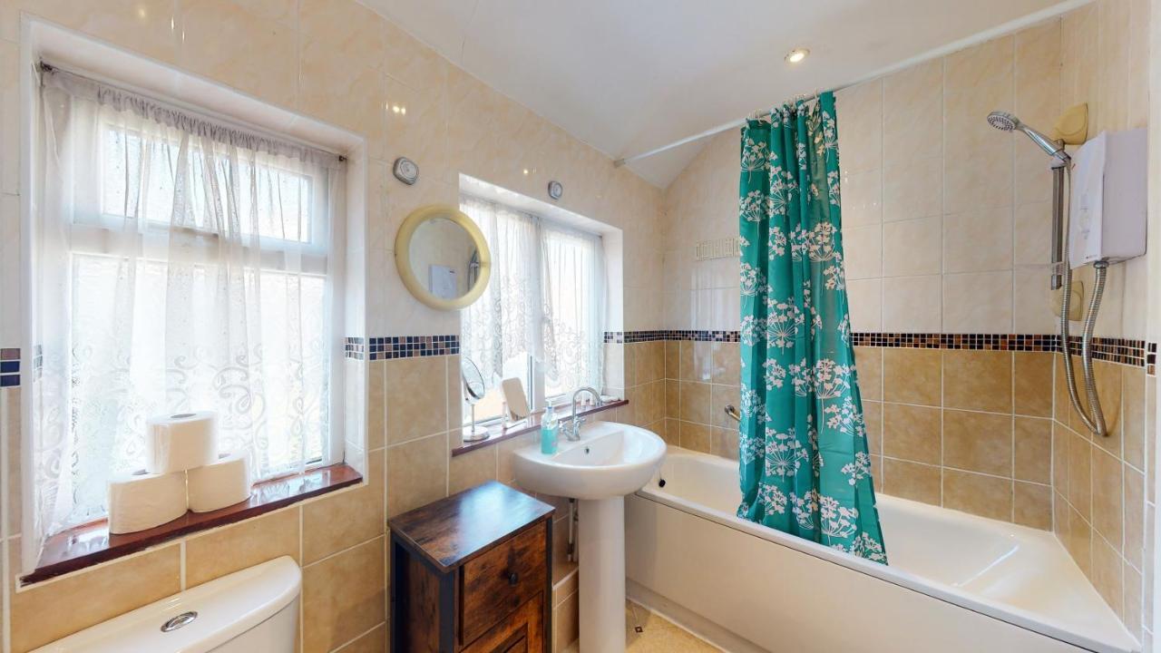 Orchards In Orpington Villa Luaran gambar
